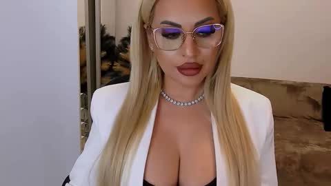 PrAllinXXXa online show from 02/23/26, 10:51