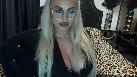 PrAllinXXXa online show from 04/28/26, 11:10