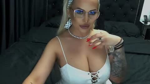 PrAllinXXXa online show from 06/18/26, 10:36