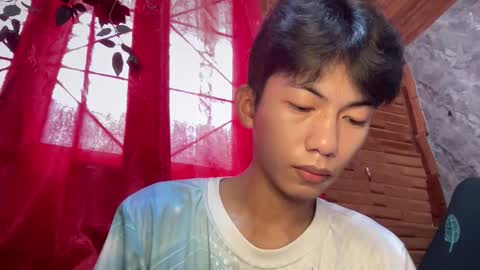 Snapshot of lovelyboy_jm chatting on 05/13/26, 01:36 lovelyboy_jm online show from 05/13/26, 01:36