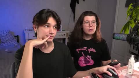 lovelydany3 online show from 11/21/25, 03:22