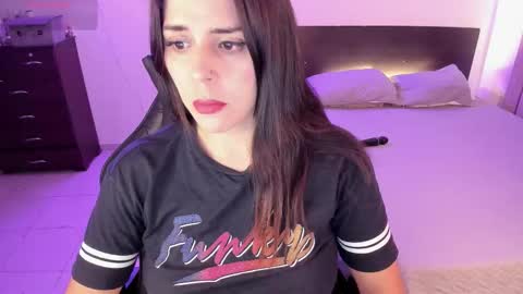 lovely   online show from 03/15/26, 04:35