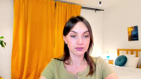 Mia online show from 12/13/24, 01:01