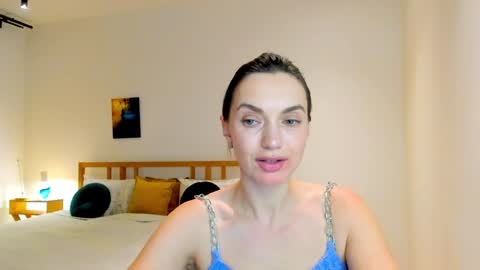 Mia online show from 12/17/24, 02:22
