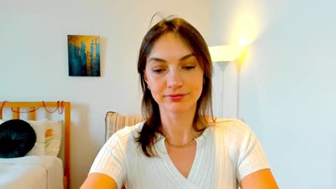 Mia online show from 12/25/24, 09:24
