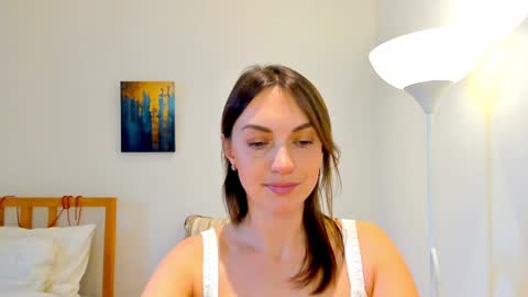 Mia online show from 01/10/25, 09:44