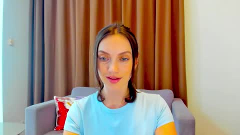 Mia online show from 11/05/25, 09:20