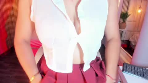 Snapshot of lovelyeyesx chatting on 02/04/26, 05:30 Lovely online show from 02/04/26, 05:30