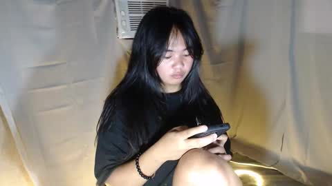 Snapshot of lovelykadita chatting on 11/06/25, 12:11 Kadita3 online show from 11/06/25, 12:11