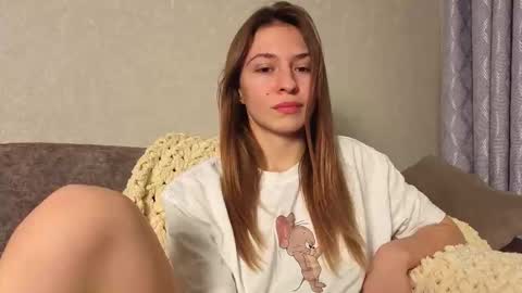 Snapshot of lovelykatea chatting on 12/04/25, 12:03 Kate only online show from 12/04/25, 12:03