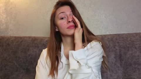 Snapshot of lovelykatea chatting on 12/14/25, 12:10 Kate only online show from 12/14/25, 12:10