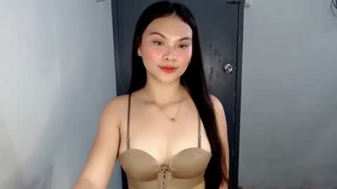 lovelykristelle online show from 02/21/25, 09:02