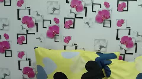 Snapshot of lovelyladylynxxx chatting on 01/18/26, 11:25 LocwlyLSYlYNXXX online show from 01/18/26, 11:25