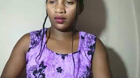 lovelylarra online show from 05/03/26, 10:54