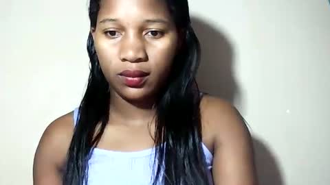 lovelylarra online show from 07/05/26, 07:48