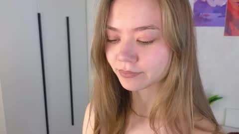 My name is Lucy online show from 09/15/25, 04:07