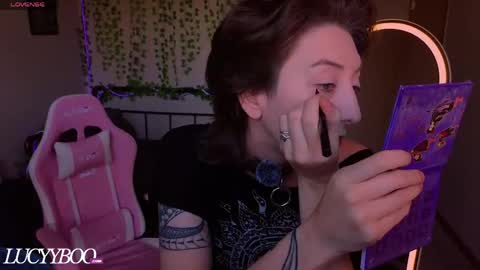 lovelylittlelucyy online show from 05/31/26, 09:49