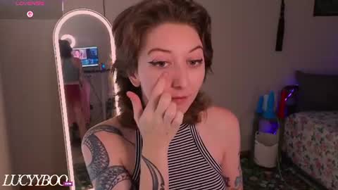 lovelylittlelucyy online show from 07/22/26, 11:18