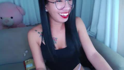Snapshot of lovelymae18 chatting on 12/01/24, 04:29 lovelymae18 online show from 12/01/24, 04:29
