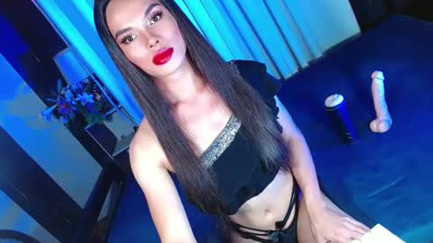 lovelymiss_shyna11 online show from 02/09/25, 12:08