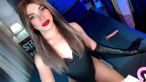 Snapshot of lovelymiss_shyna11 chatting on 01/06/26, 10:30 lovelymiss_shyna11 online show from 01/06/26, 10:30