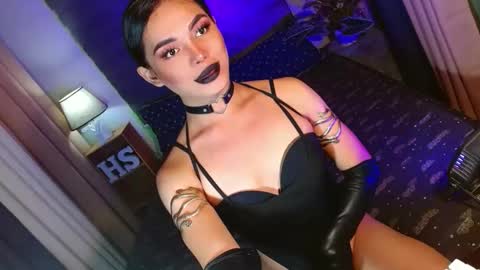 Snapshot of lovelymiss_shyna11 chatting on 02/09/26, 10:19 lovelymiss_shyna11 online show from 02/09/26, 10:19