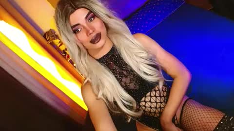 Snapshot of lovelymiss_shyna11 chatting on 05/16/26, 10:36 lovelymiss_shyna11 online show from 05/16/26, 10:36