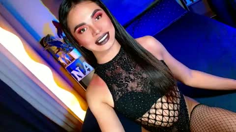 lovelymiss_shyna11 online show from 06/19/26, 03:16