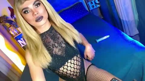 lovelymiss_shyna11 online show from 06/23/26, 07:56