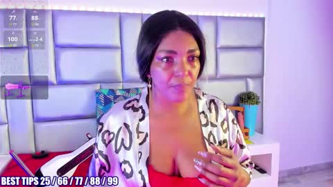 Snapshot of lovelynickyy chatting on 02/17/26, 12:56 Nicky online show from 02/17/26, 12:56