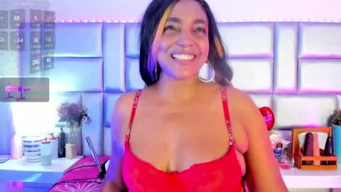 Snapshot of lovelynickyy chatting on 05/14/26, 12:23 Nicky online show from 05/14/26, 12:23