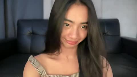 lovelyours_kishia online show from 07/04/26, 07:03