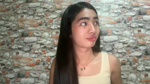 lovelyours_kishia online show from 07/16/26, 11:49