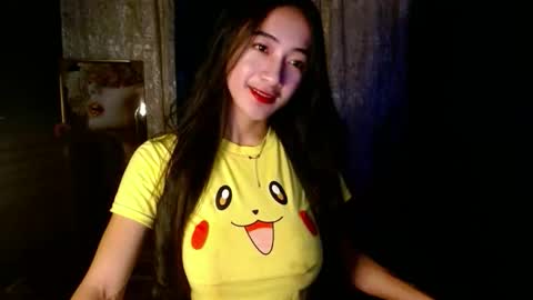 lovelypetite143 online show from 02/18/26, 08:21