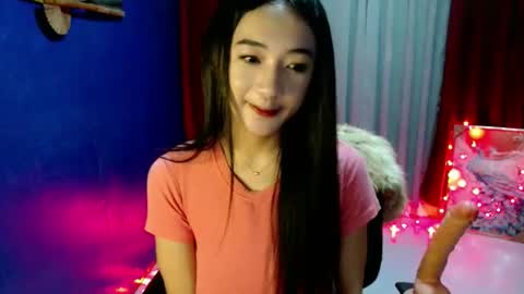 lovelypetite143 online show from 05/23/26, 02:43