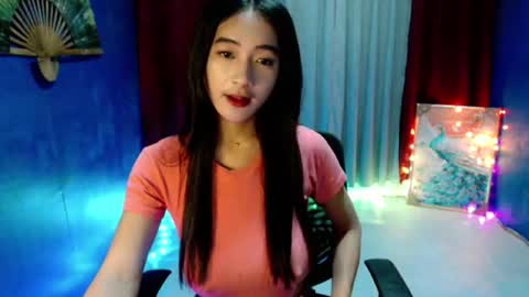 lovelypetite143 online show from 06/25/26, 06:45