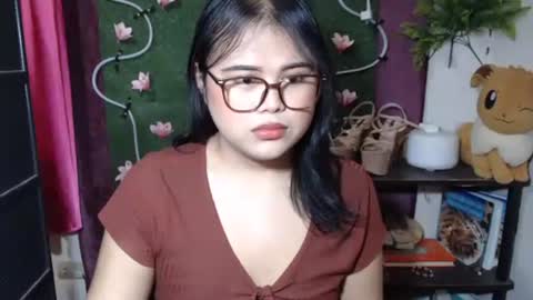 lovely online show from 09/28/25, 03:12