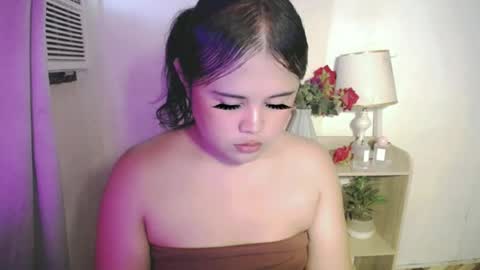 lovely online show from 06/23/26, 07:39