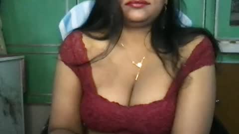 lovelyrose36 online show from 06/19/26, 01:32