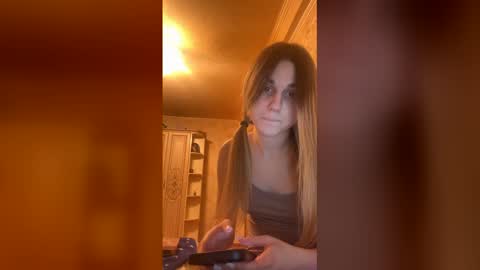 Snapshot of lovelysilk_63 chatting on 12/16/25, 08:47 ELA online show from 12/16/25, 08:47