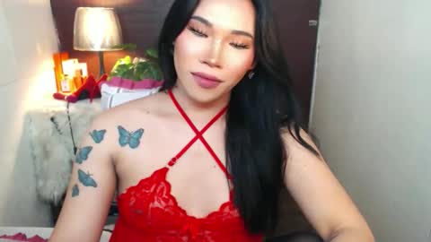 Snapshot of lovelysugar18 chatting on 03/27/26, 04:51 STWEET LINA online show from 03/27/26, 04:51