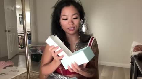 lovelyxmacii online show from 06/17/26, 03:31