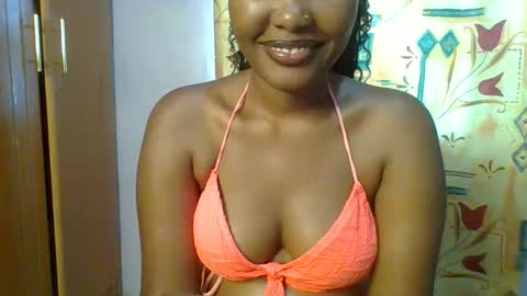 Snapshot of lovelyy_dreams chatting on 03/20/26, 07:13 Hanna online show from 03/20/26, 07:13