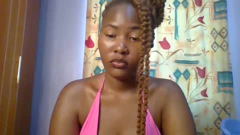 Snapshot of lovelyy_dreams chatting on 04/03/26, 06:44 Hanna online show from 04/03/26, 06:44