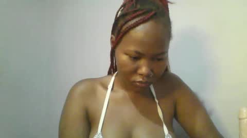 Snapshot of lovelyy_dreams chatting on 05/05/26, 03:14 Hanna online show from 05/05/26, 03:14