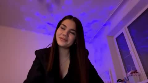 Kalie online show from 11/08/25, 02:28