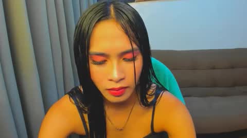 Snapshot of lovemarie19x chatting on 11/19/25, 03:06 pauleen online show from 11/19/25, 03:06