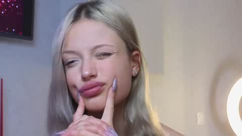 NTMY IM LANA online show from 01/25/25, 04:03