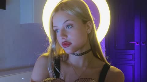 NTMY IM LANA online show from 01/30/25, 01:21