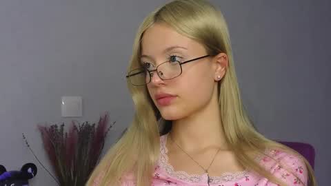 NTMY IM LANA online show from 02/25/25, 05:04